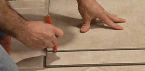 Marking a border tile for cutting