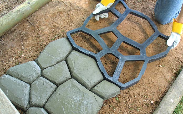Set Of Plastic Molds/Forms To Make Concrete Paver Stones For Walkway And Patio 