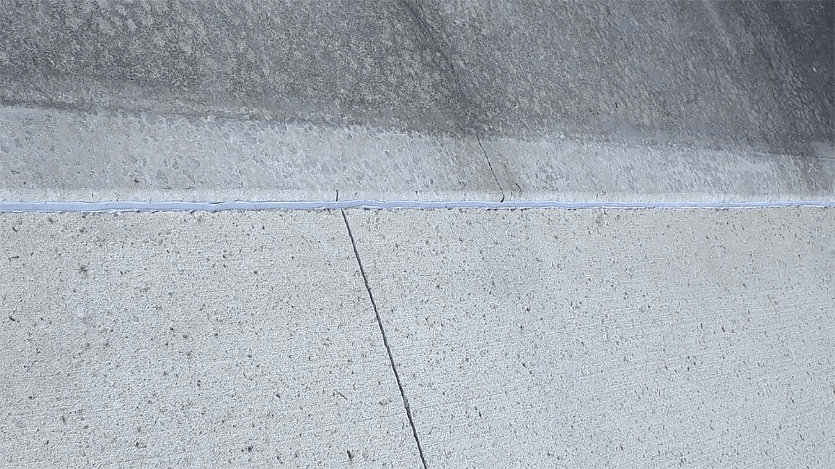 How to Repair a Cracked Concrete Driveway | Today's Homeowner