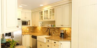 “Today’s Homeowner” co-host Chelsea Lipford Wolf's renovated kitchen in Mobile, Alabama, featuring Merillat cabinets