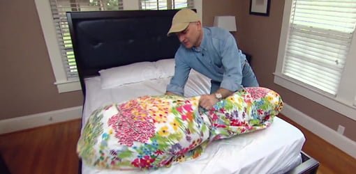 How To Put A Comforter Inside Duvet Cover, How Do You Stuff A Duvet Cover