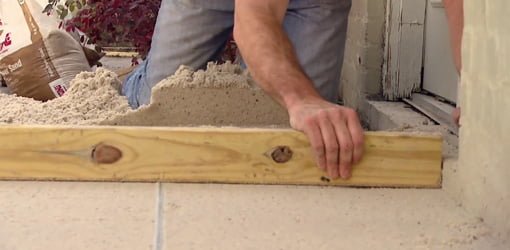 Paver Patio Sand Base Leveling Tip, How To Level For Patio Pavers