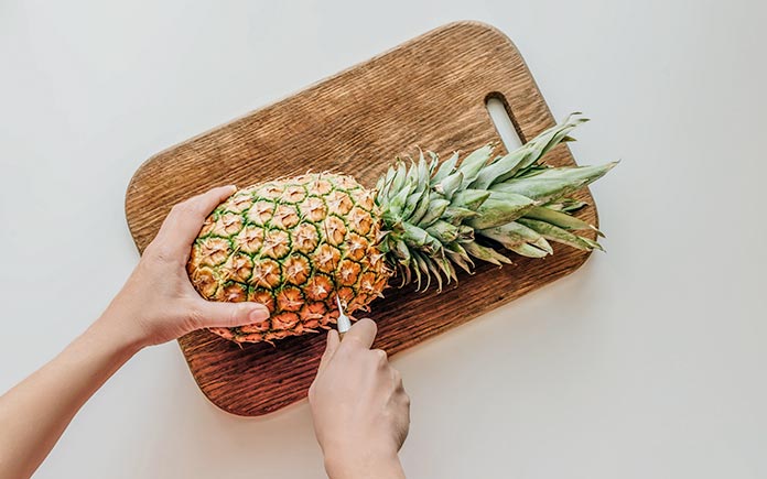 Rooting the crown of a store-bought pineapple
