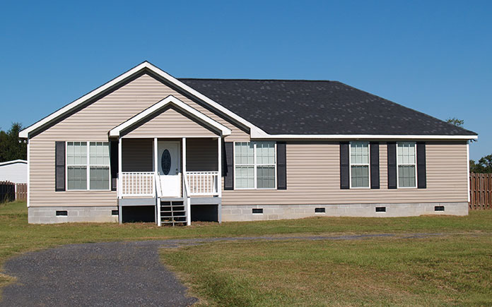Manufactured home with a front porch