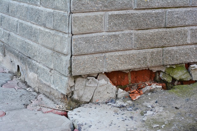 Best Foundation Repair Companies In Atlanta 2021 Today S Homeowner - How To Fix Crumbling Basement Walls