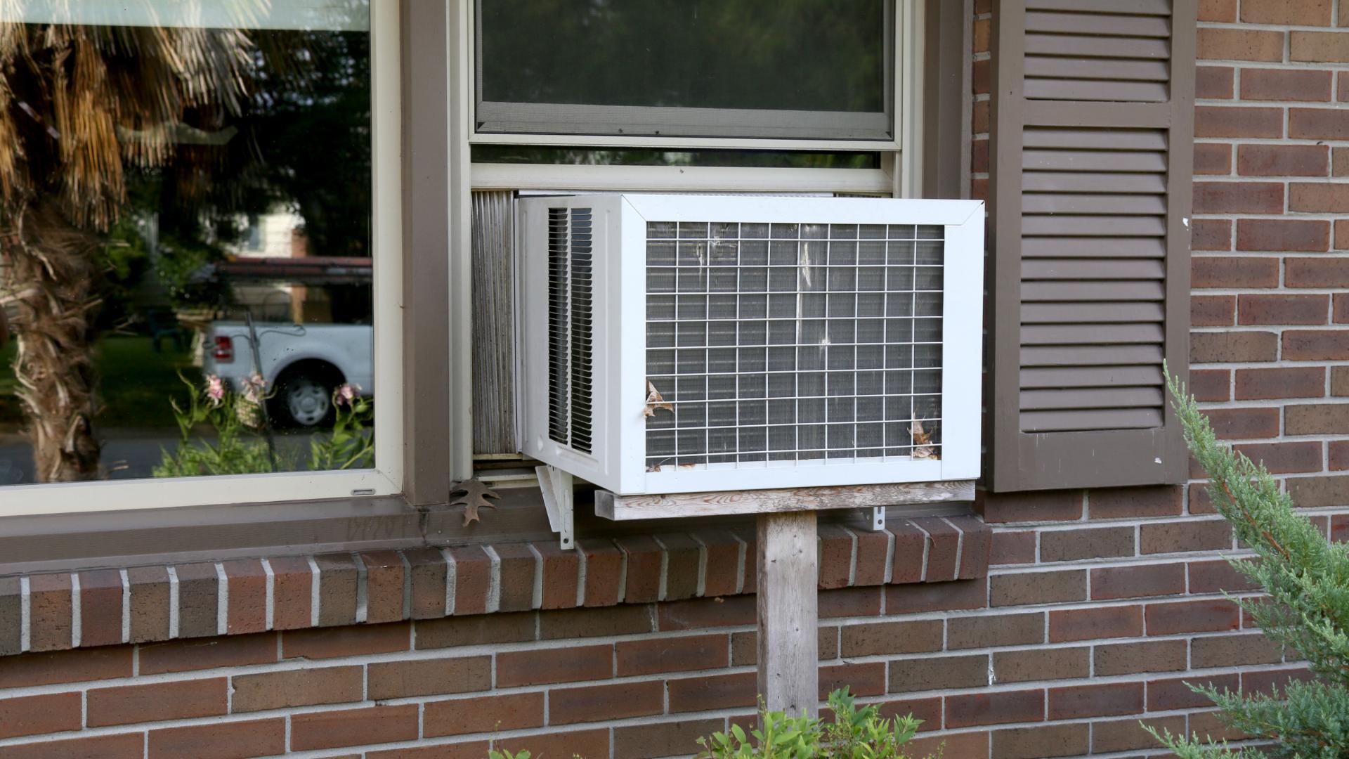 Shopping for a Small Window Air Conditioner? Read This!