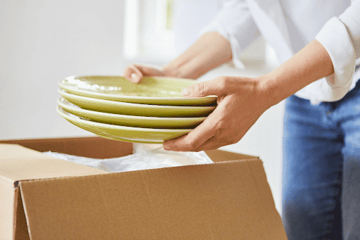 https://todayshomeowner.com/wp-content/uploads/2023/04/How-To-Pack-a-Kitchen-for-Moving-hmf.png