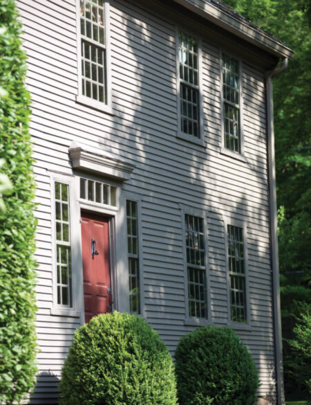 Classic New England austerity describes the 1748 house.